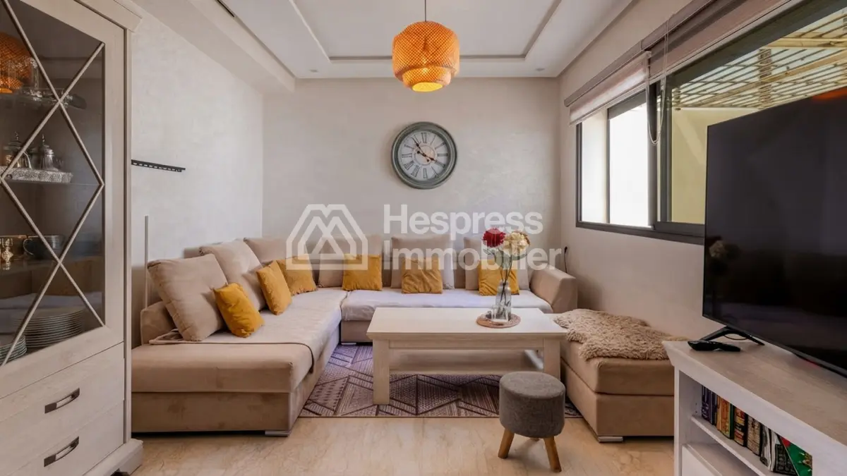 For Sale: 130m² Duplex House in Tassilla