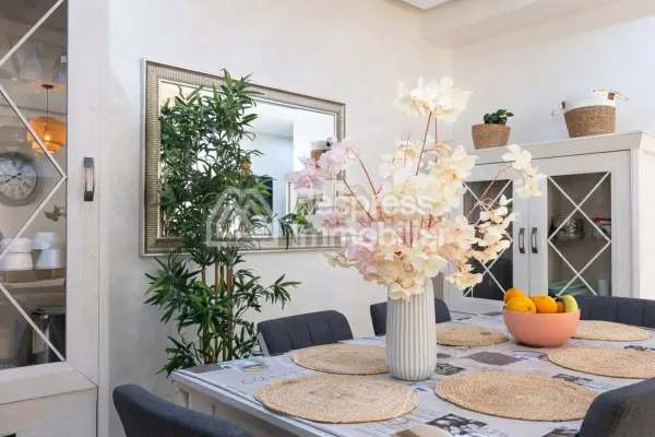 For Sale: 130m² Duplex House in Tassilla