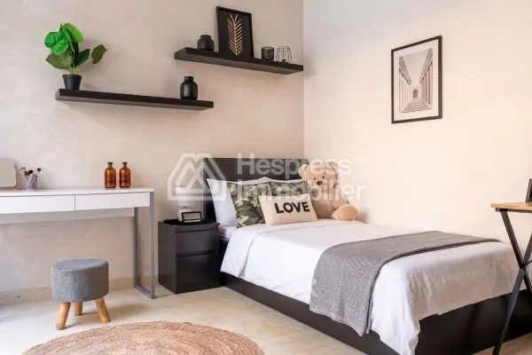 For Sale: 130m² Duplex House in Tassilla