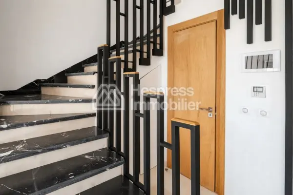 New Duplex with Panoramic View for Sale