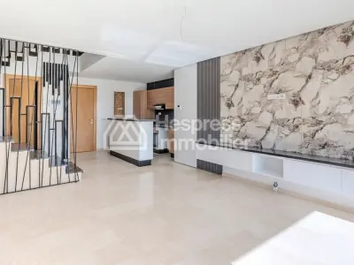 New Duplex with Panoramic View for Sale