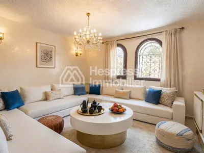 Villa for Renovation for Sale in Charaf