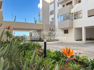 Luxury apartment 100m from the sea