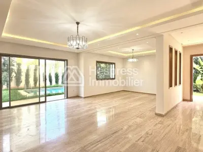 For rent: Stunning modern villa with private pool