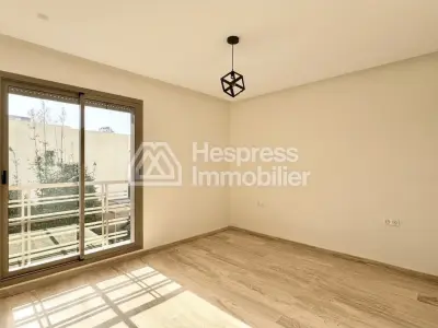For rent: Stunning modern villa with private pool
