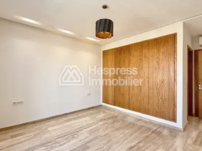 For rent: Stunning modern villa with private pool