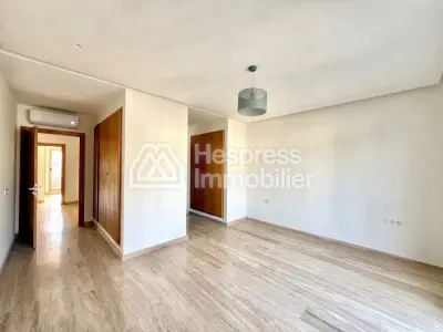 For rent: Stunning modern villa with private pool