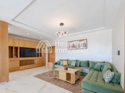 The Sanctuary: Villa for sale in Issen, 1 hectare