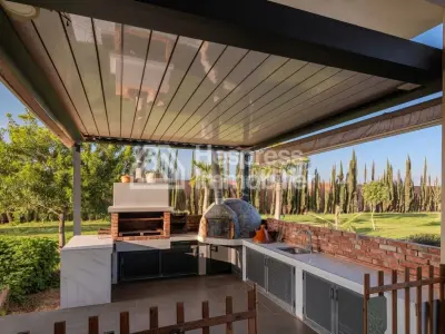 The Sanctuary: Villa for sale in Issen, 1 hectare