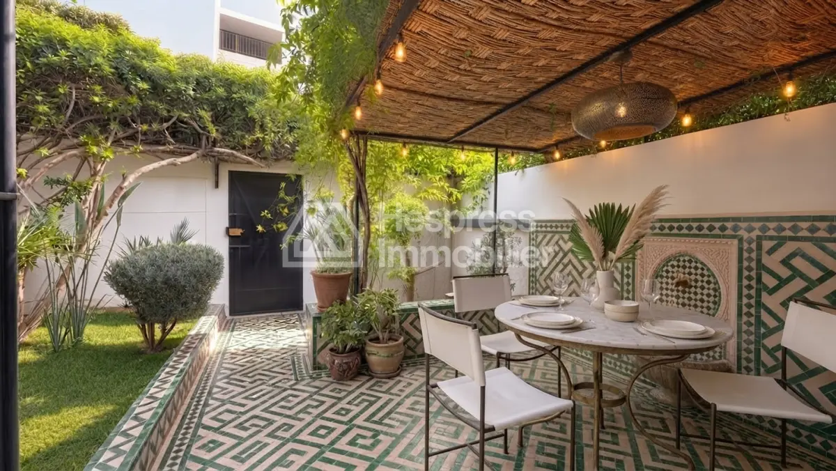 Charming House for Sale in Charaf - Needs Renovation