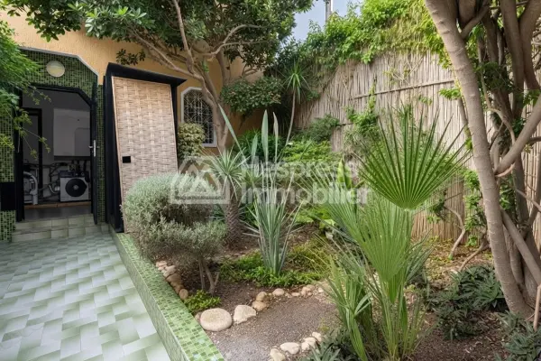 Charming House for Sale in Charaf - Needs Renovation