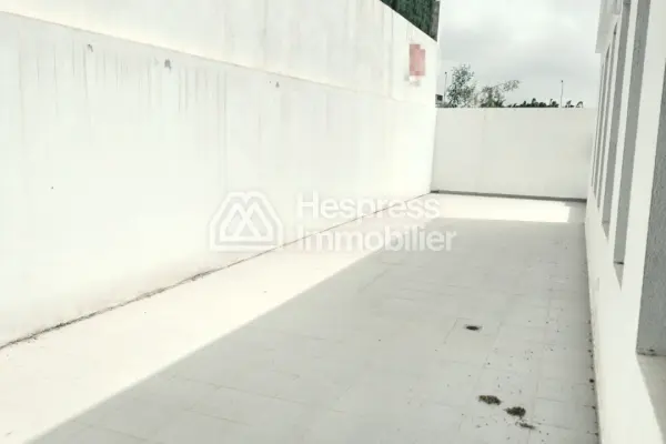 Bureau à louer, 93m² à Bouskoura