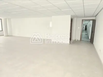 Bureau à louer, 93m² à Bouskoura