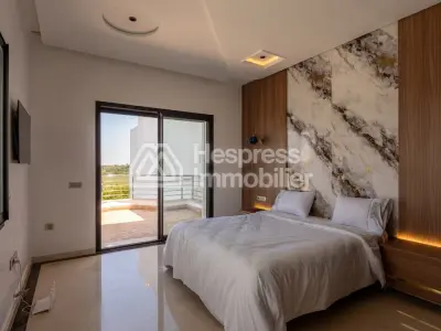 Villa d'exception à vendre sonaba – un écrin de verdure et de sérénité