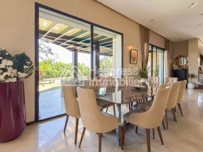Exceptional Residence with Panoramic Ocean View