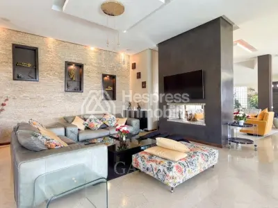 Exceptional Residence with Panoramic Ocean View