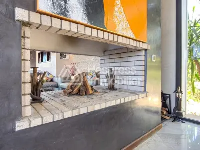 Exceptional Residence with Panoramic Ocean View