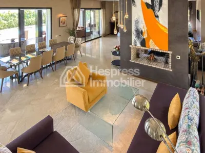 Exceptional Residence with Panoramic Ocean View