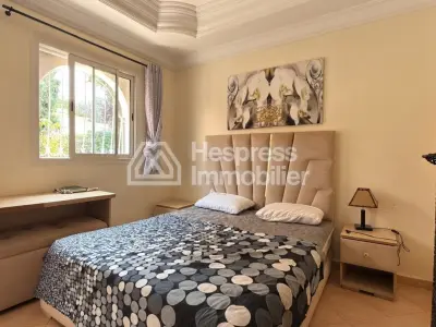 Villa with Great Potential: Panoramic View