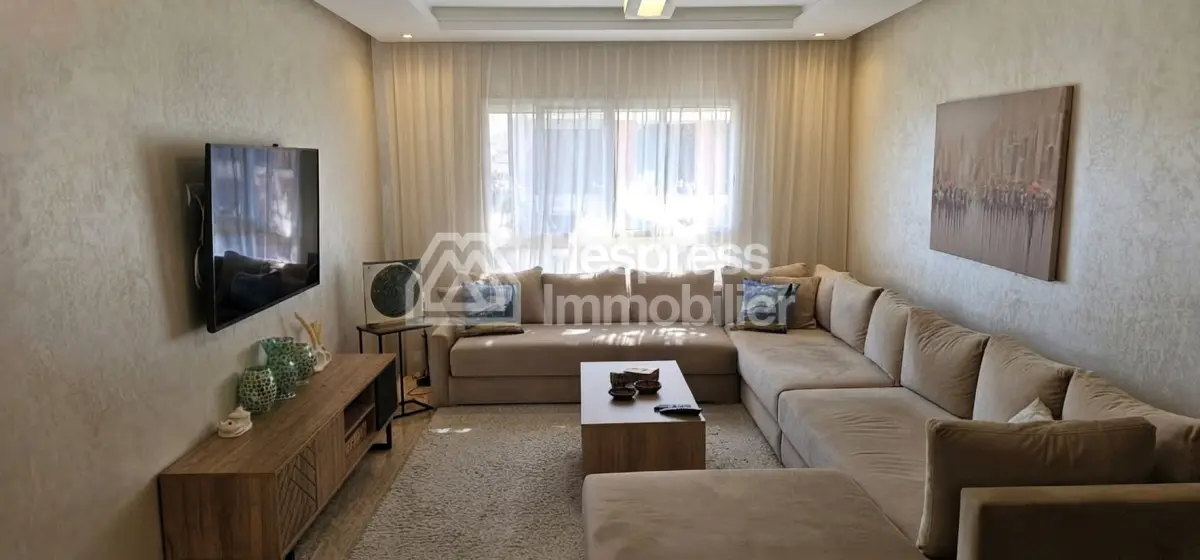 Furnished apartment 92m² with parking space, 2 facades