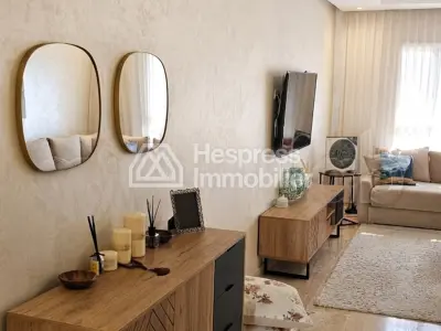 Furnished apartment 92m² with parking space, 2 facades