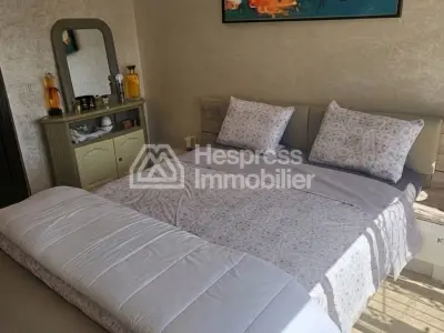Appartement 87 mètres carrés avec grande terrasse, Moujahidine