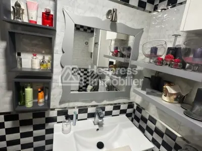 2-bedroom apartment for rent with a large balcony