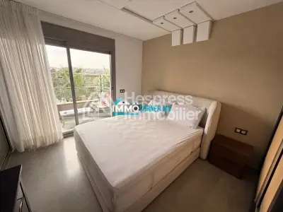 شقة جميلة للإيجار في مجمع سكني مسوّر مع مسبح في مالاباطا