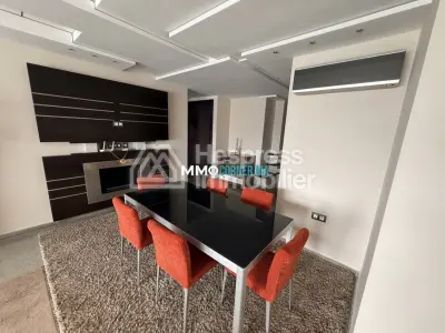 شقة جميلة للإيجار في مجمع سكني مسوّر مع مسبح في مالاباطا