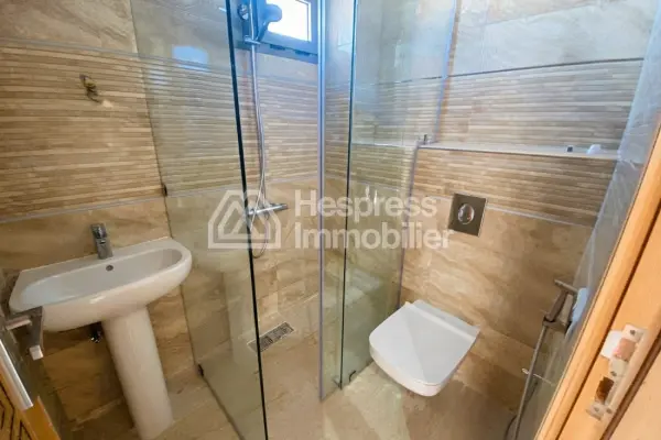 Superb apartment for rent with sea view in Malabata