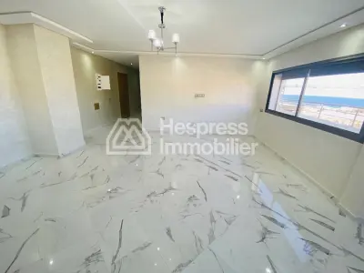 Superb apartment for rent with sea view in Malabata