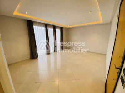 Appartement à louer – Résidence fermée avec piscine