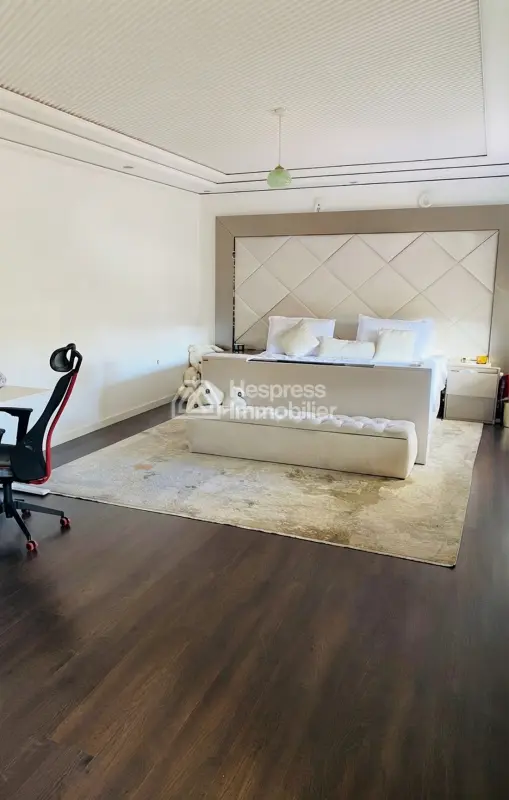 Splendid villa for sale in Bella Vista