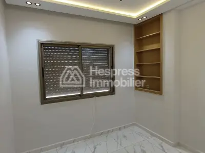 Maison R+3 commercial à vendre