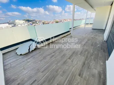 For rent – ​​High-end furnished apartment with no overlooking neighbors in Malabata Place Mozart