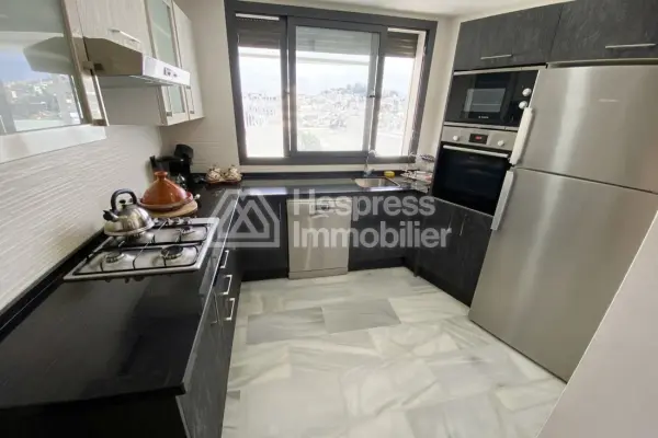 For rent – ​​High-end furnished apartment with no overlooking neighbors in Malabata Place Mozart