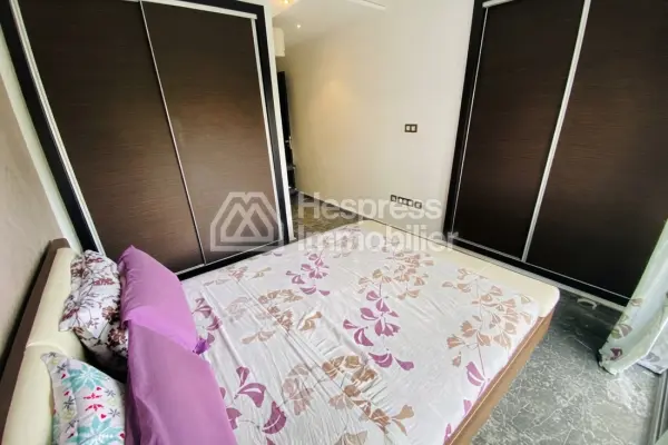 شقة مفروشة رائعة للإيجار في مجمع سكني مزود بمسبح، تقع في طنجة ، مالاباطا
