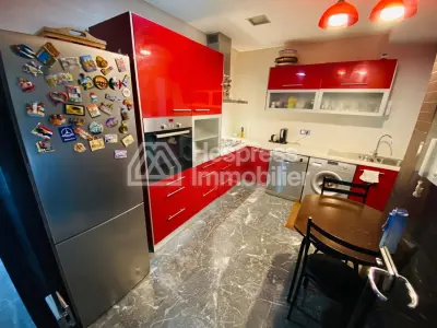 شقة مفروشة رائعة للإيجار في مجمع سكني مزود بمسبح، تقع في طنجة ، مالاباطا