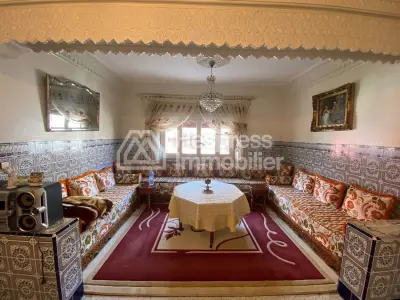 منزل للبيع في Bel Air - Val fleuri . عشر غرف. غرفة معيشة على الطراز الأوروبي