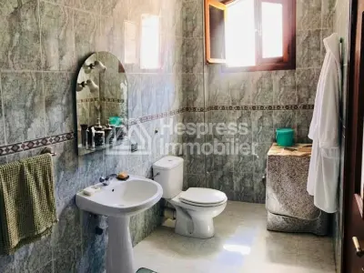 فيلا للبيع – موقع استثنائي في مركز مدينة طنجة