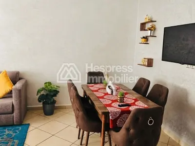 شقة للإيجار في برانس، طريق الرباط