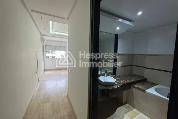 À louer – Superbe appartement à Mahaj Riad – 15 000 DH/mois