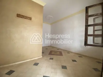Luxury riad for sale, requiring renovation/operation, 660 m2 of covered space on 2 hectares between Agadir and Taroudant