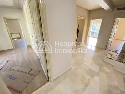 Splendid villa for sale in Jbel Kbir