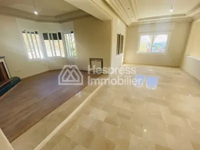 Splendid villa for sale in Jbel Kbir