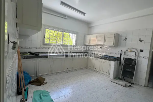 villa de Prestige Entièrement Rénovée à Oulem Souissi – 34 000 DH/mois
