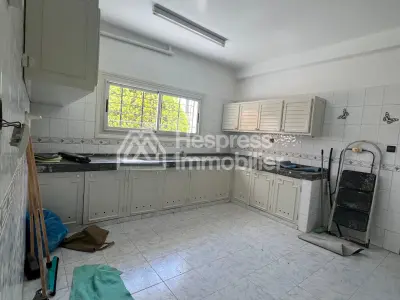 Luxury villa, fully renovated, in Oulem Souissi – 34,000 DH/month