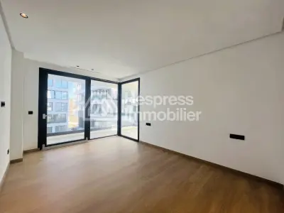 Superb apartment for sale in Malabata in a complex with a swimming pool
