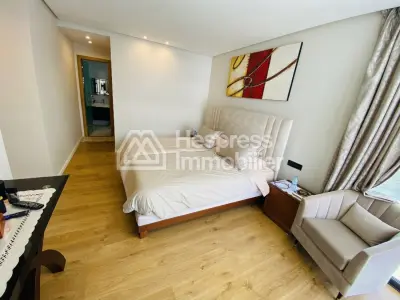 Superb apartment for sale in Malabata in a complex with a swimming pool