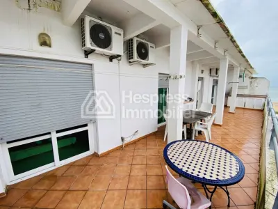 For rent – ​​Apartment with large terrace and sea view – Nejma, Tangier
